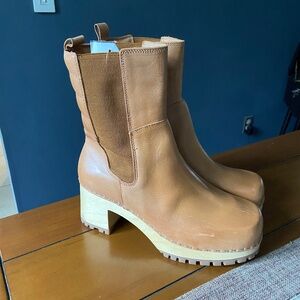 Justina Clog Boots by MIA size 10